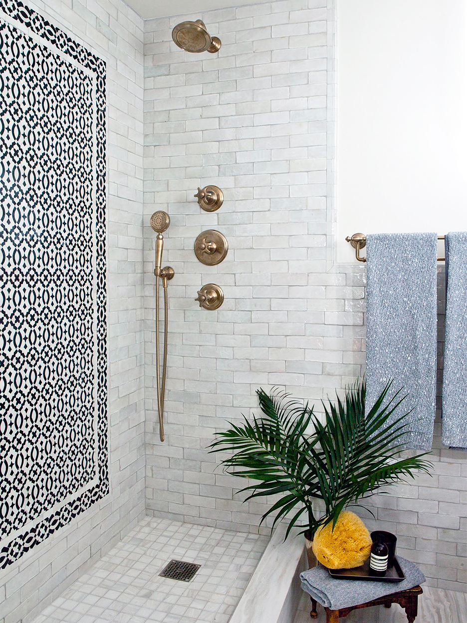 8 Gray Tile Bathroom Ideas That Make The Neutral Feel Fresh