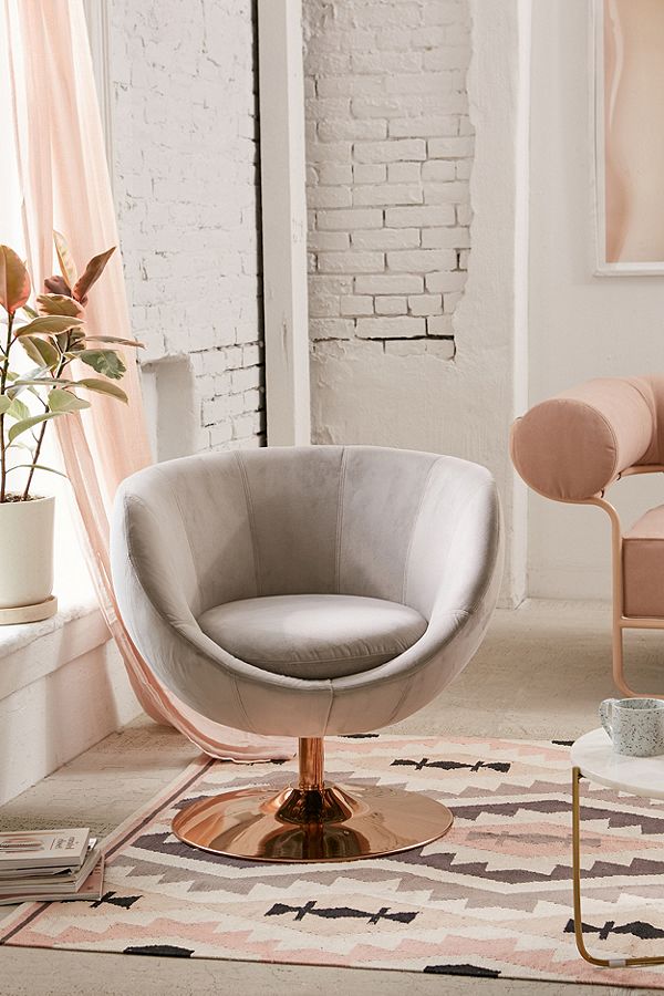 round swivel chair