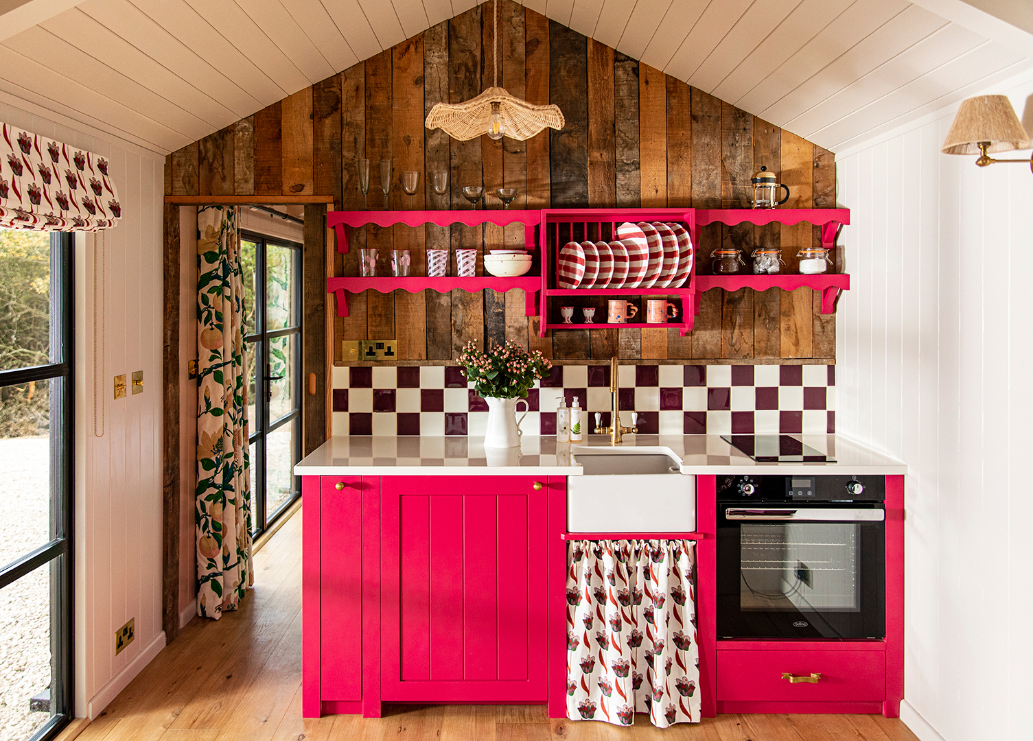 red-pink kitchenette