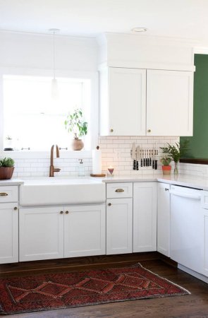 White Kitchen