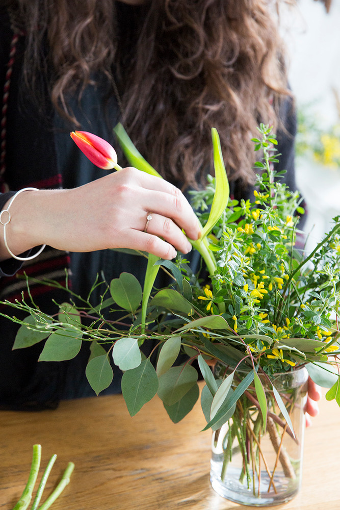 How to Make a Wildflower Bouquet | Domino