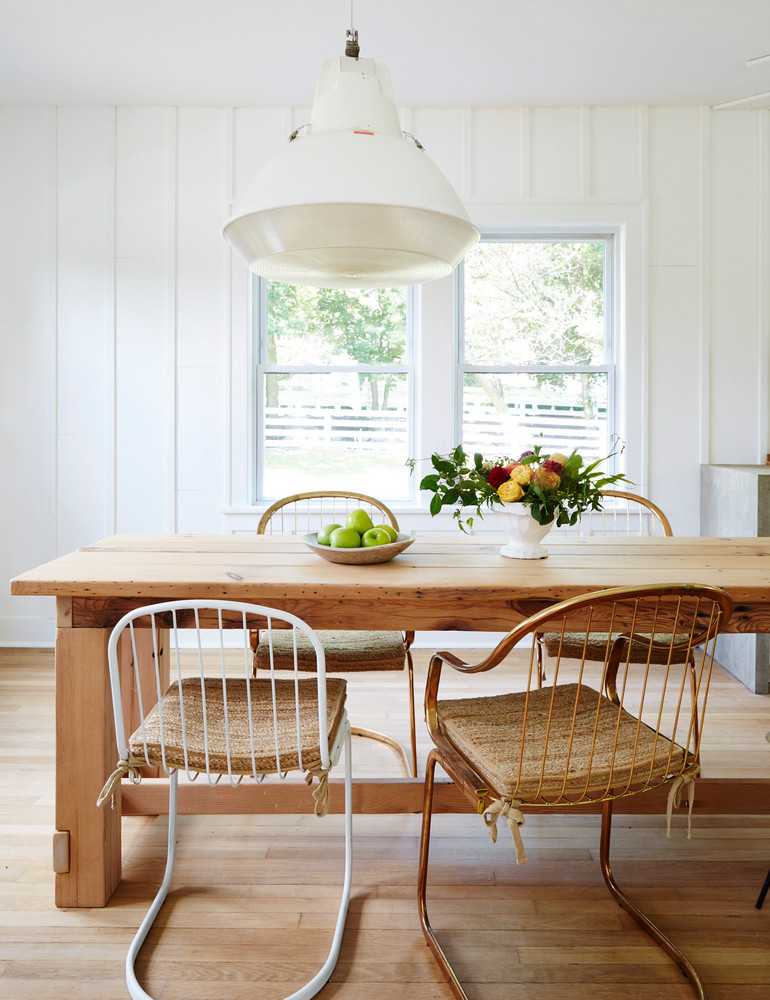 White and Wood Dining room