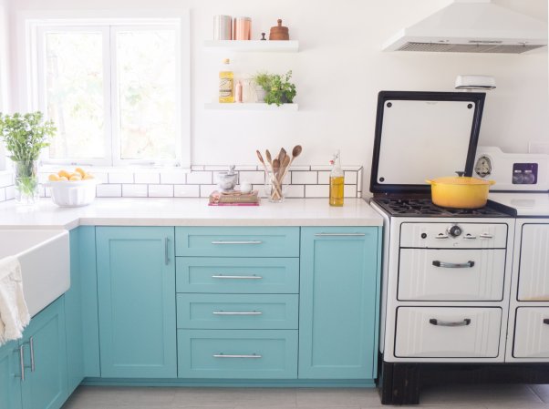 blue kitchen cabinets