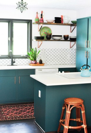 Peek Inside This Modern, Bohemian Kitchen