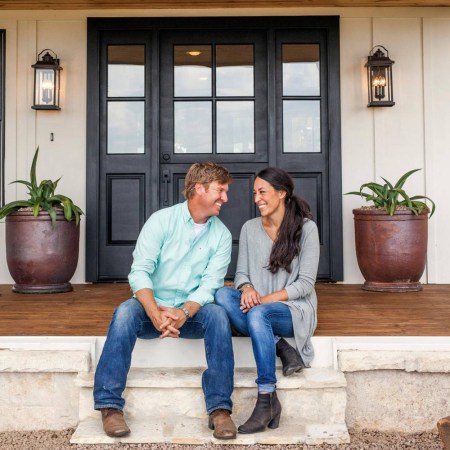 chip and Joanna gaines HGTV