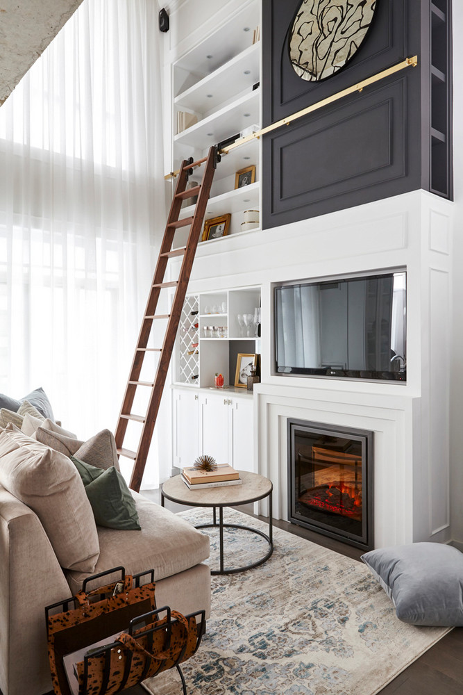 Black and White Living room