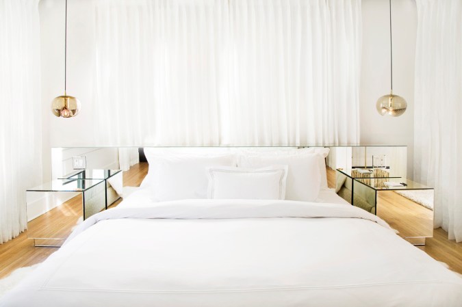This LA Hotel Feels Like Your Stylish BFF’s Apartment
