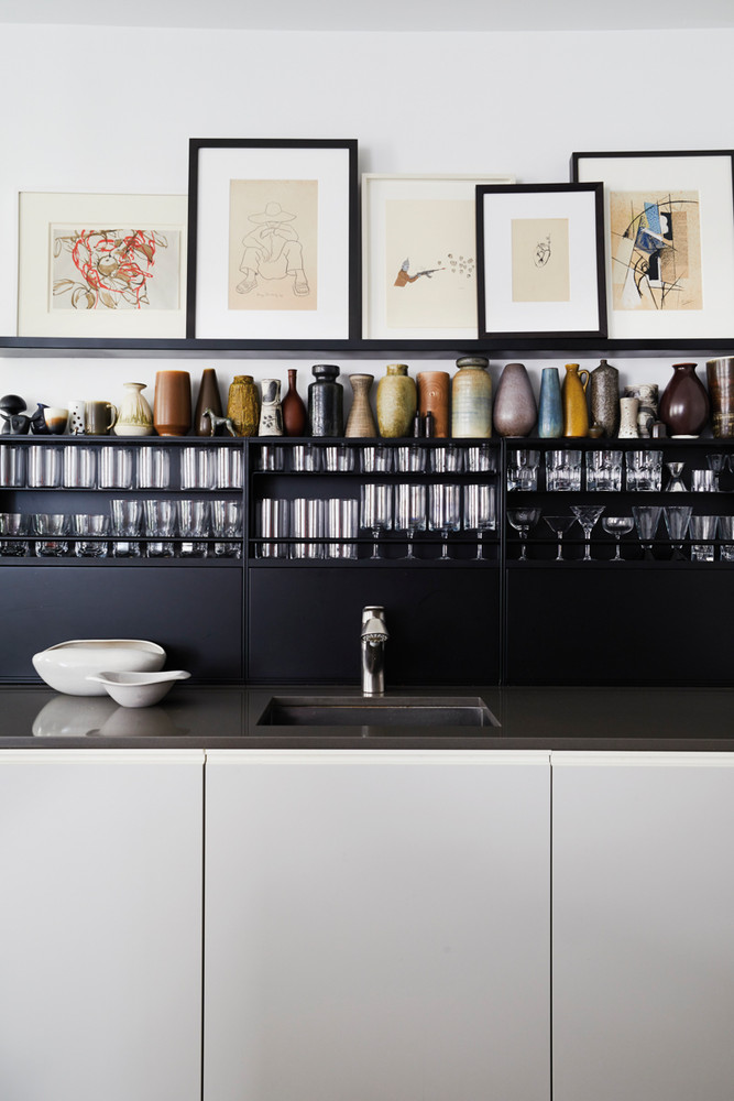 Black and White Kitchen