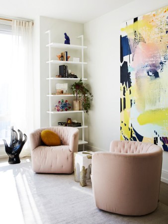 Inside a Feminine New York Apartment, With an Edgy Twist