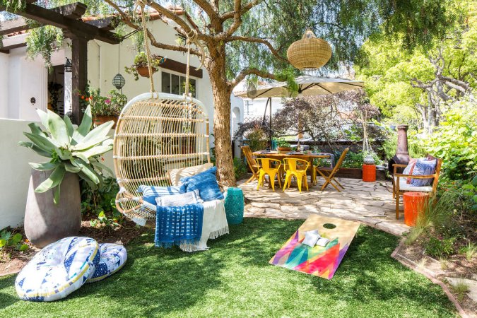 A Colorful Front Yard Makeover That’ll Inspire Your Next Project