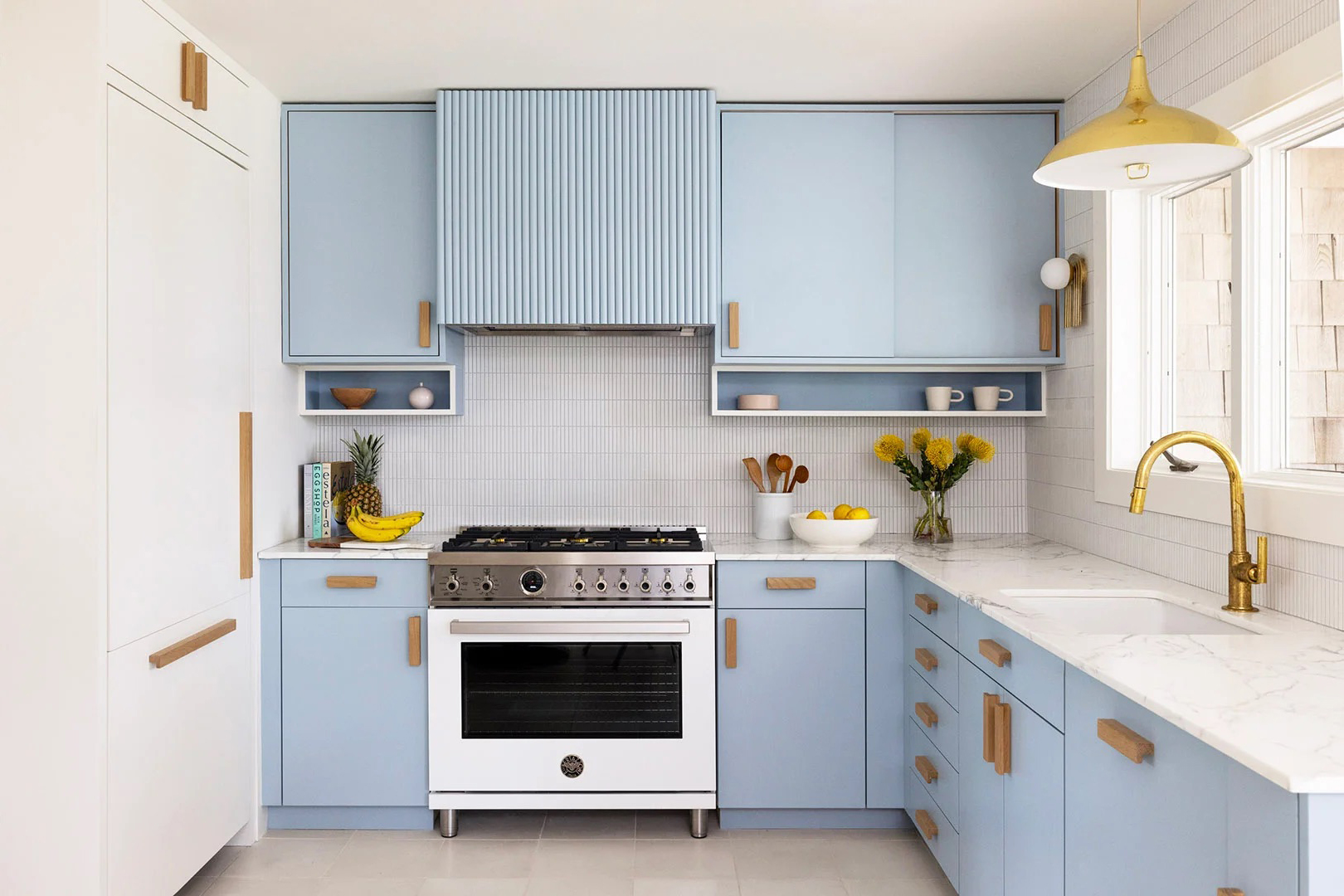 13 Modern Kitchen Cabinets That Aren’t All About That Sleek Look