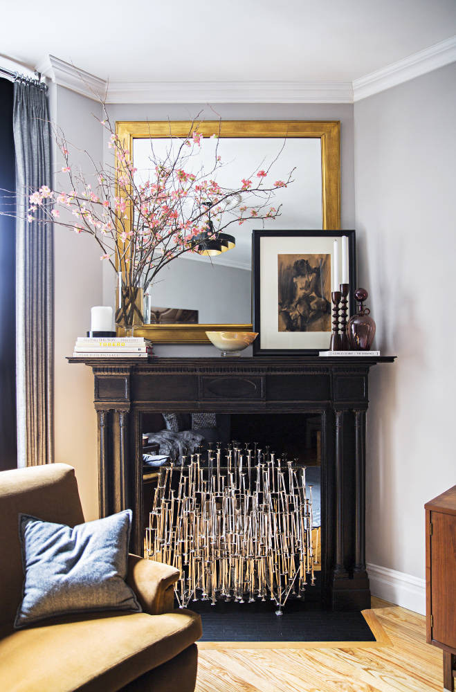 Black and Gray Living room