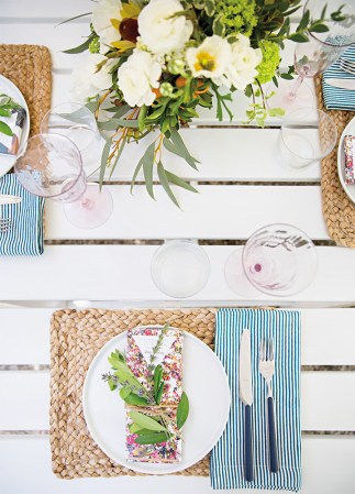 how to set a table for ANY summer fête