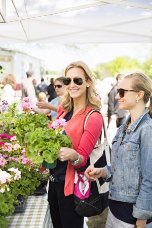 flea market shopping secrets