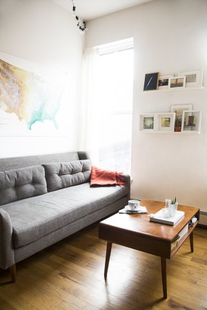 lia kim farnsworth-williams: 750 square-foot-apartment tour