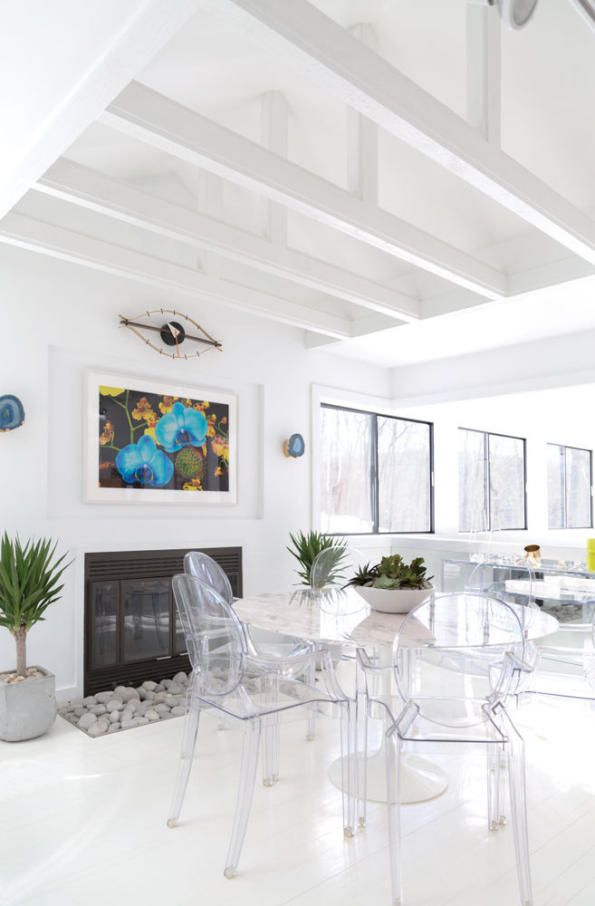 Clear and White Dining room