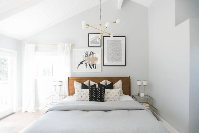 white-gray-bedroom