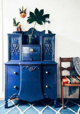 How To Paint Your Furniture Blue Entryway