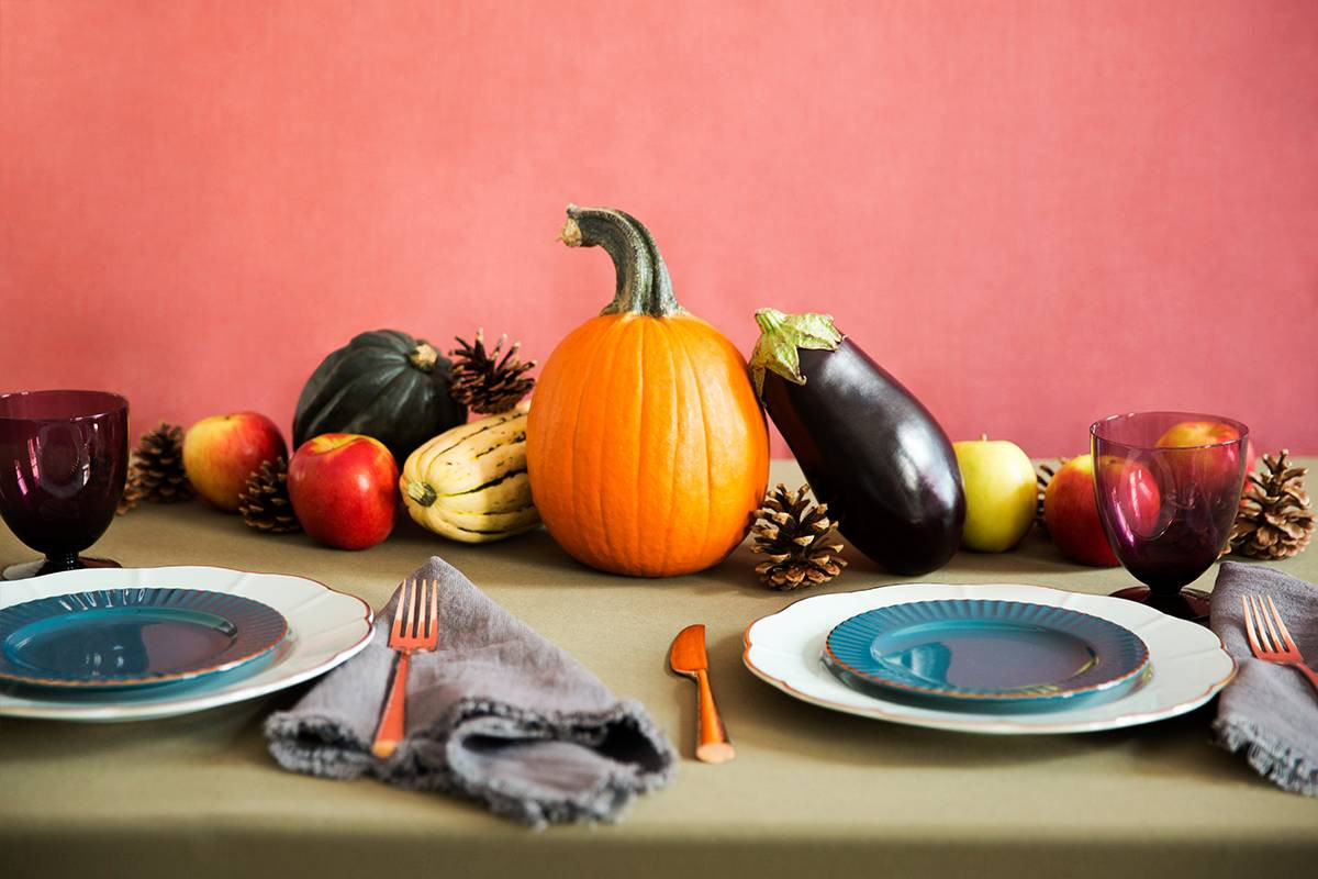 thanksgiving centerpiece ideas Green and Orange Vignette