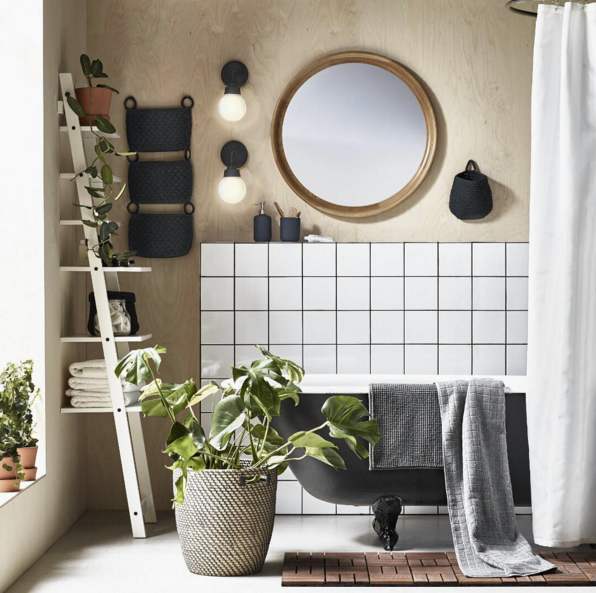 white-taupe-black-bathroom