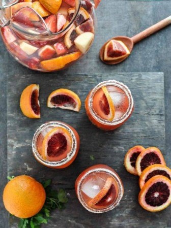 crockpot-summer-recipes-sangria