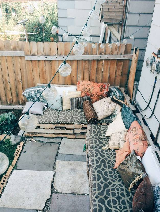 Outdoor Patio & Furniture Decorating Ideas