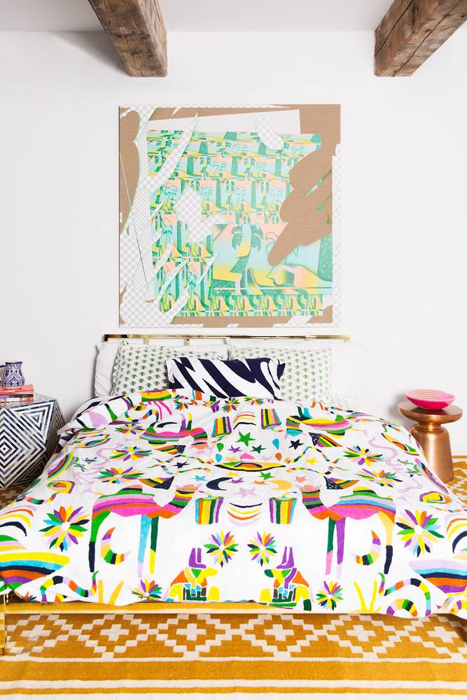 Best Bedroom Decor of 2017- mixed prints