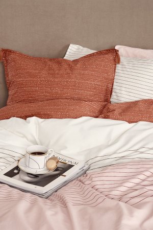 coral bedding set H&M Home