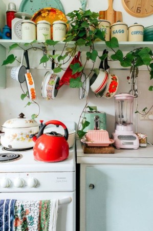 The Cheapest and Easiest Way to Bring Color to Your Kitchen