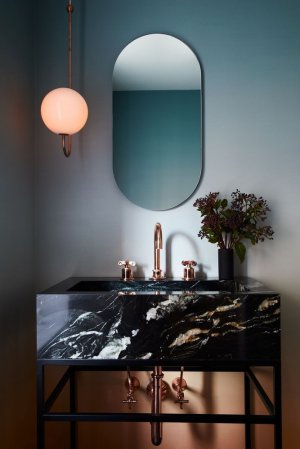 Don’t Be a Square—Oval Mirrors Will Totally Revitalize Your Bathroom