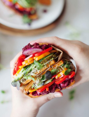 17 Breadless Sandwiches That Still Taste Good