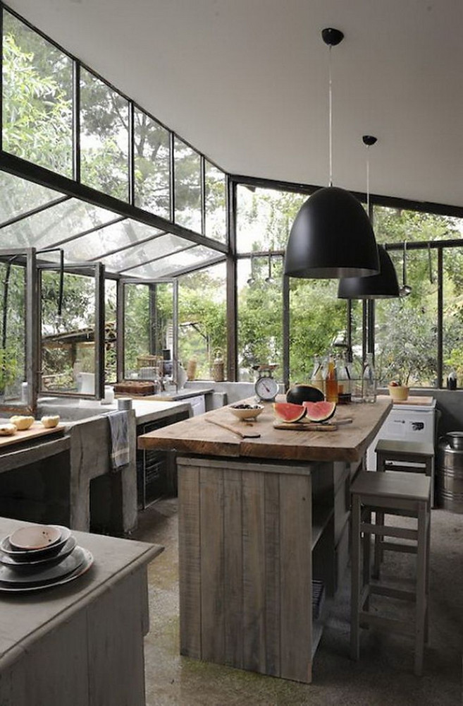 rustic-kitchen-windows