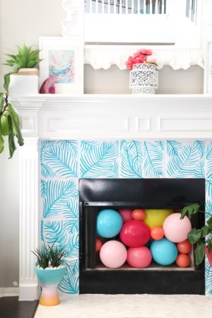 9 Inventive DIYs Featuring Tropical Palms