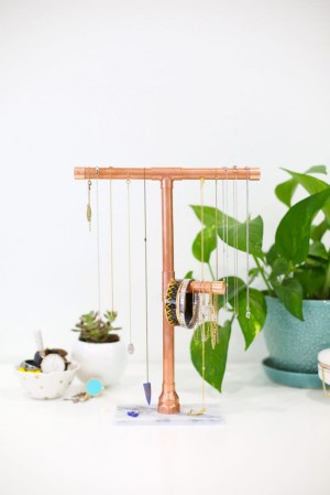 8 Ways We’re DIY-ing With Copper Pipes