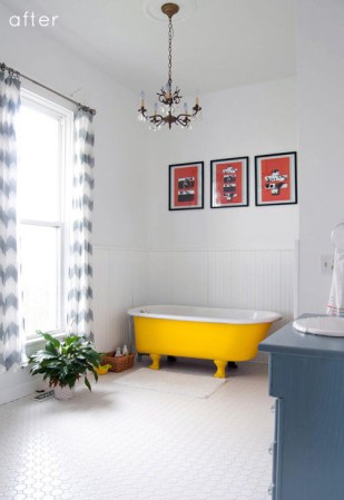 15 before & after bathroom remodels we LOVE