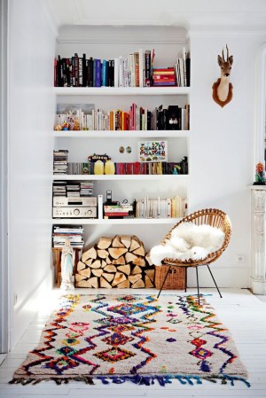 13 pin-worthy ways to organize your books