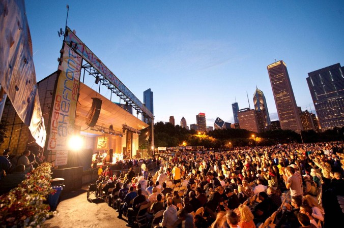 Best Outdoor Activities In Chicago Blues Festival