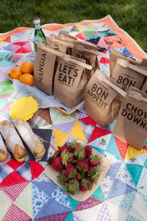 Picnic Tips And Hacks For Summer Clothespin Silverware