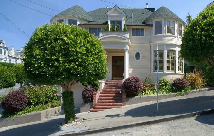 mrs doubtfire house on sale exterior