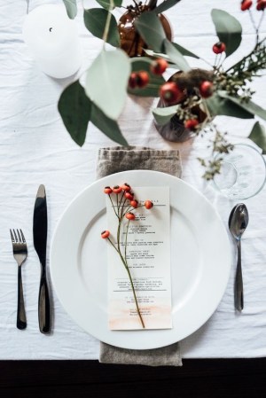 How to Throw a Christmas Party for Under $100 Flowers