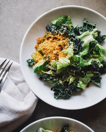 12 Crazy Yummy Recipes with Nutritional Yeast: vegan caesar with smoky nut crumble