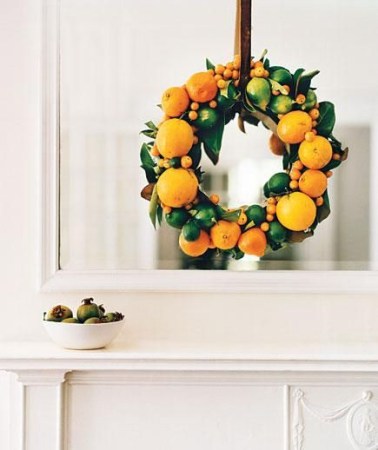 15 usable holiday decorations that come from the grocery store