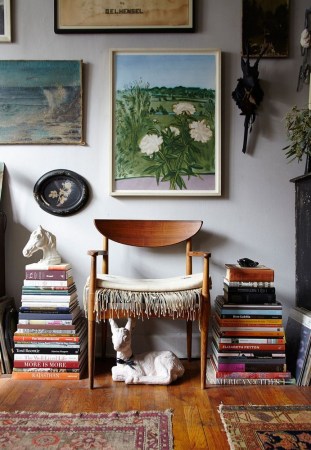 15 things every stylish girl has at home