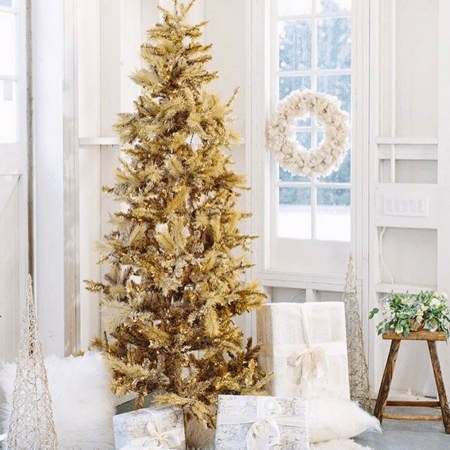29 stylish christmas trees we spotted on instagram