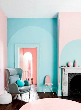 pink-and-blue-living-room