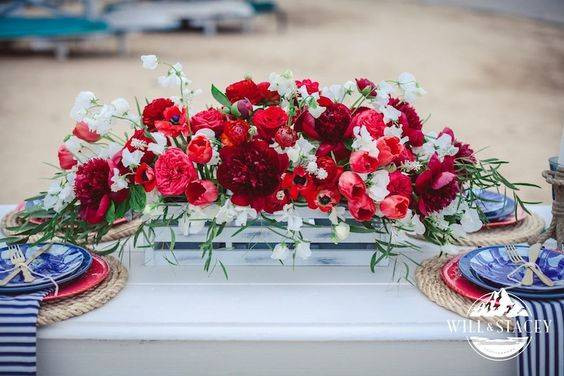 4th of July summer holiday table decorations red table flower arrangement