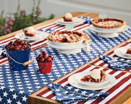 4th of July summer holiday table decorations stars and stripes table setting