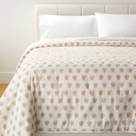  Domino-Target-Bedding-2