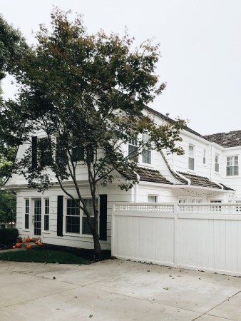 3 Reasons We Love This 1930s Dutch Colonial Home