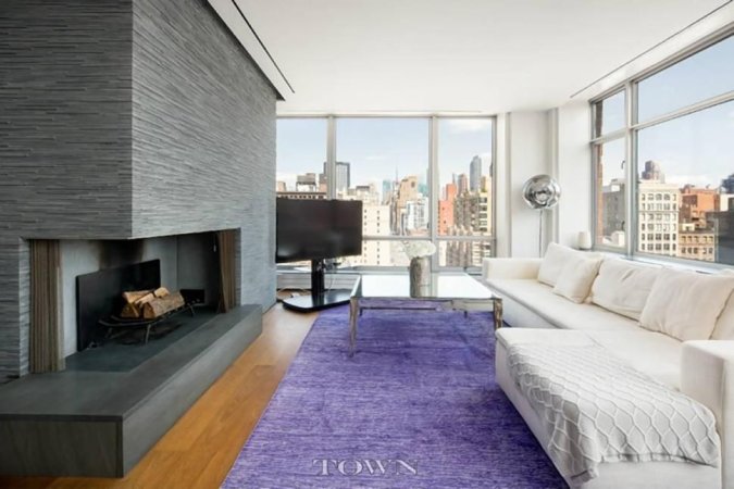 katie holmes’ chelsea penthouse